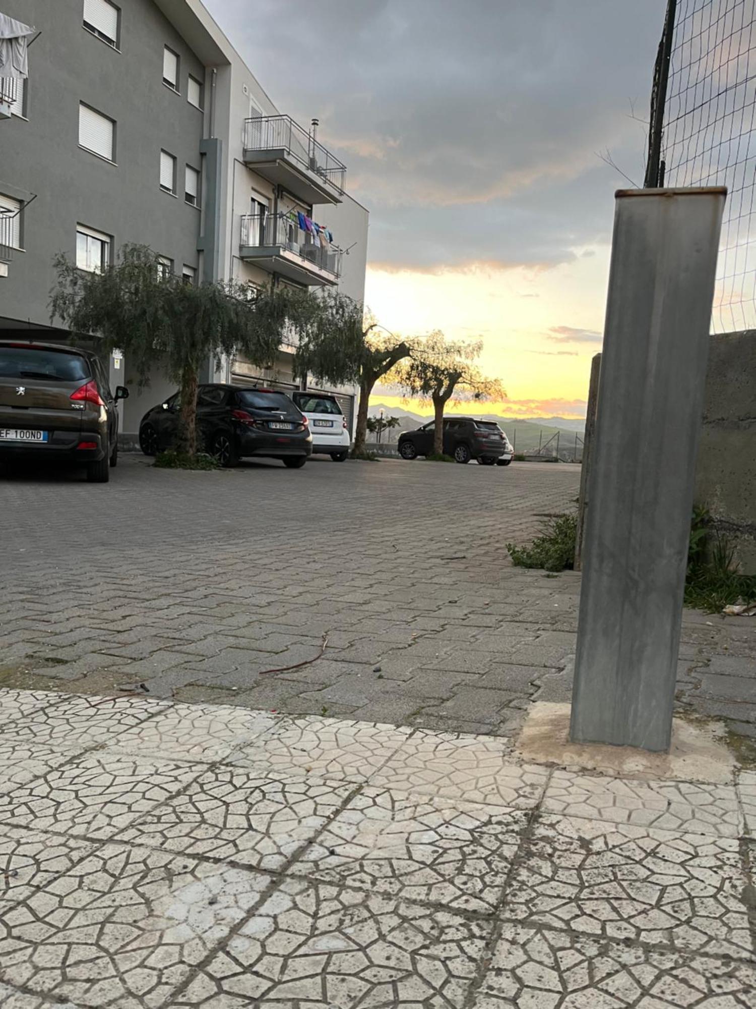 Casa Vacanza Helios Leonforte Экстерьер фото